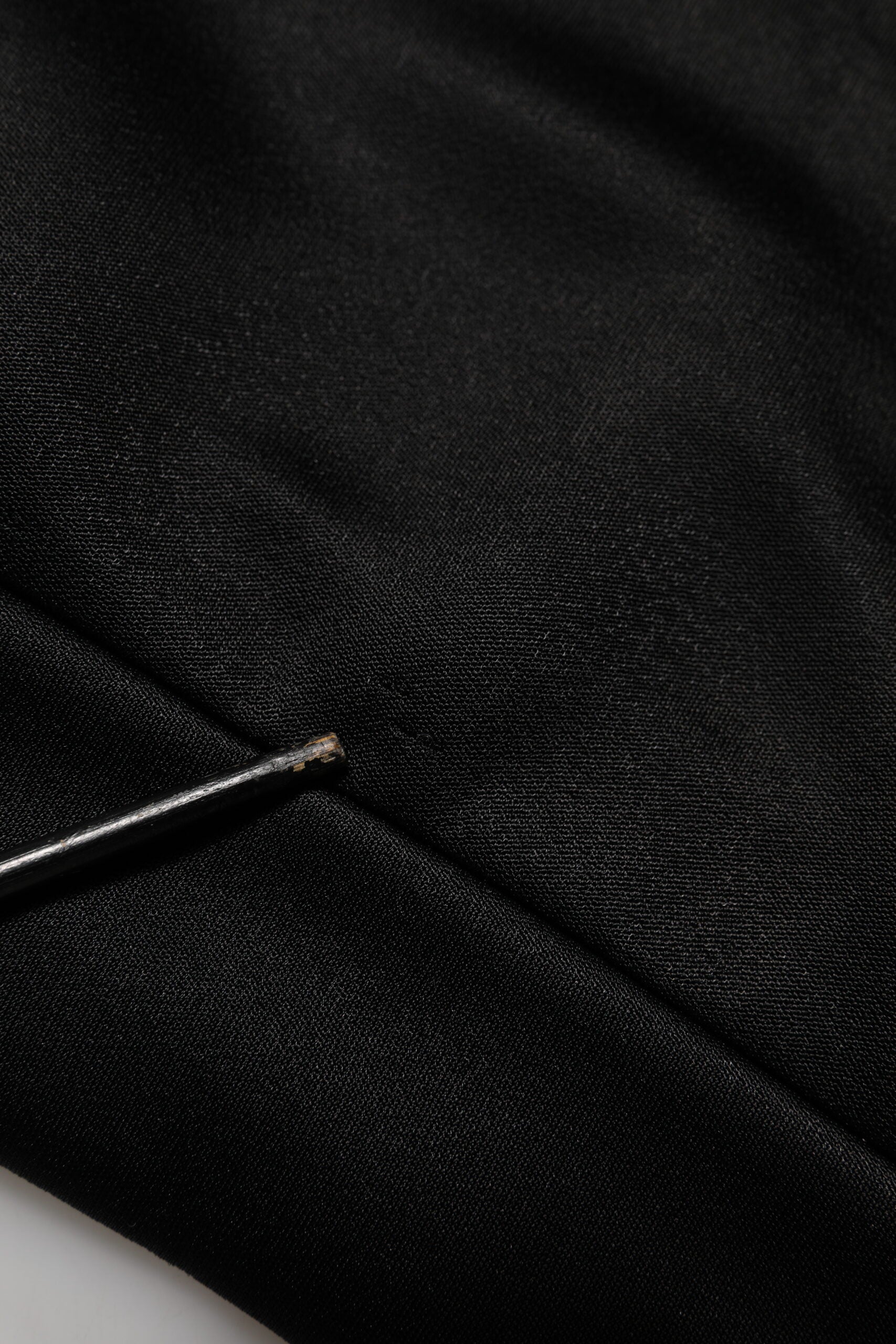 Dolce & Gabbana Schwarzer Kristall DG Halskette Sweatshirt Pullover