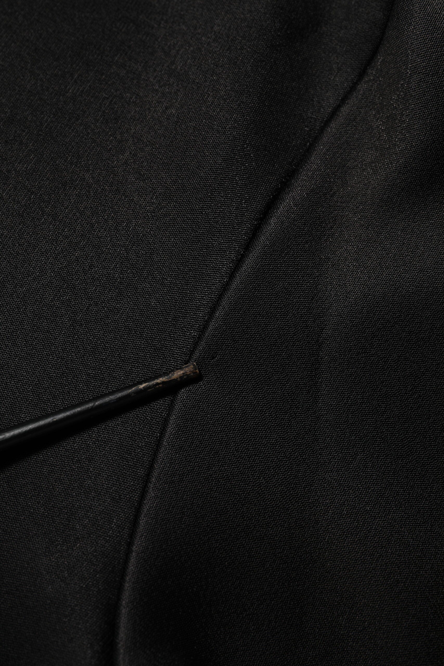 Dolce & Gabbana Schwarzer Kristall DG Halskette Sweatshirt Pullover