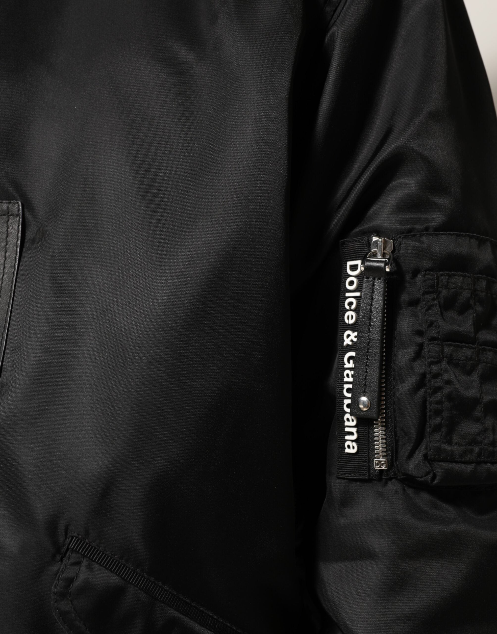 Dolce & Gabbana Schwarze Baumwoll-Bomberjacke mit Kapuze und durchgehendem Reißverschluss