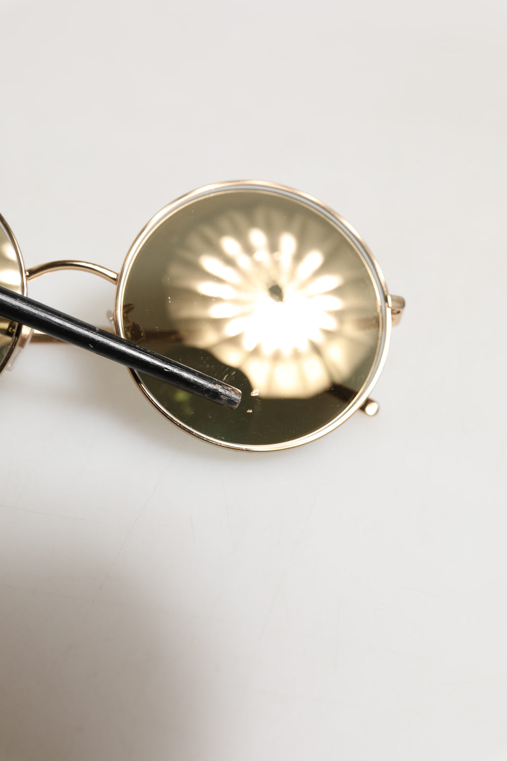 Dolce & Gabbana DG2215K Vergoldete runde Gläser Shade Eyewear Sonnenbrille