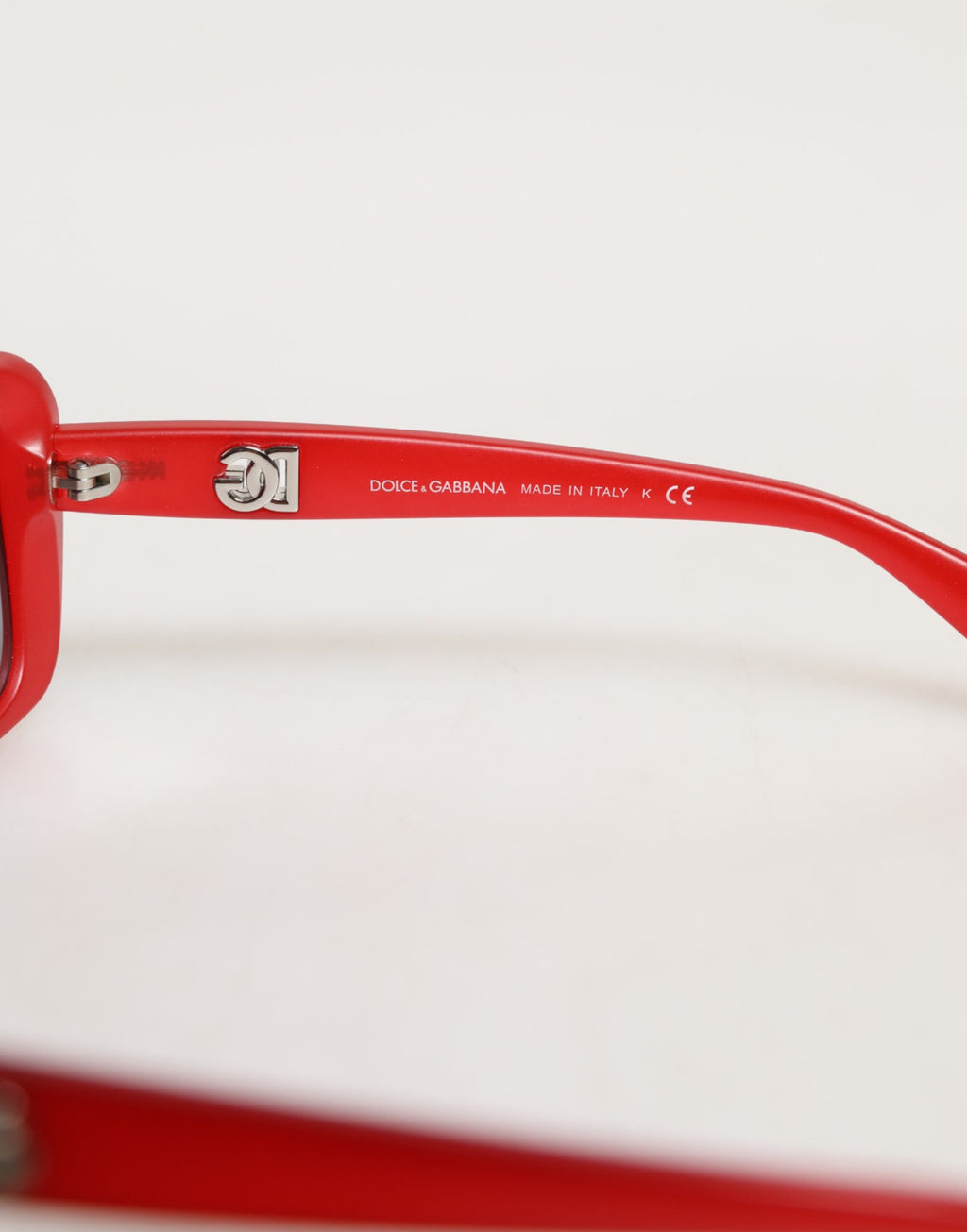 Dolce & Gabbana DG6093 Rot Rechteckig Grau Graduierte Gläser Sonnenbrille