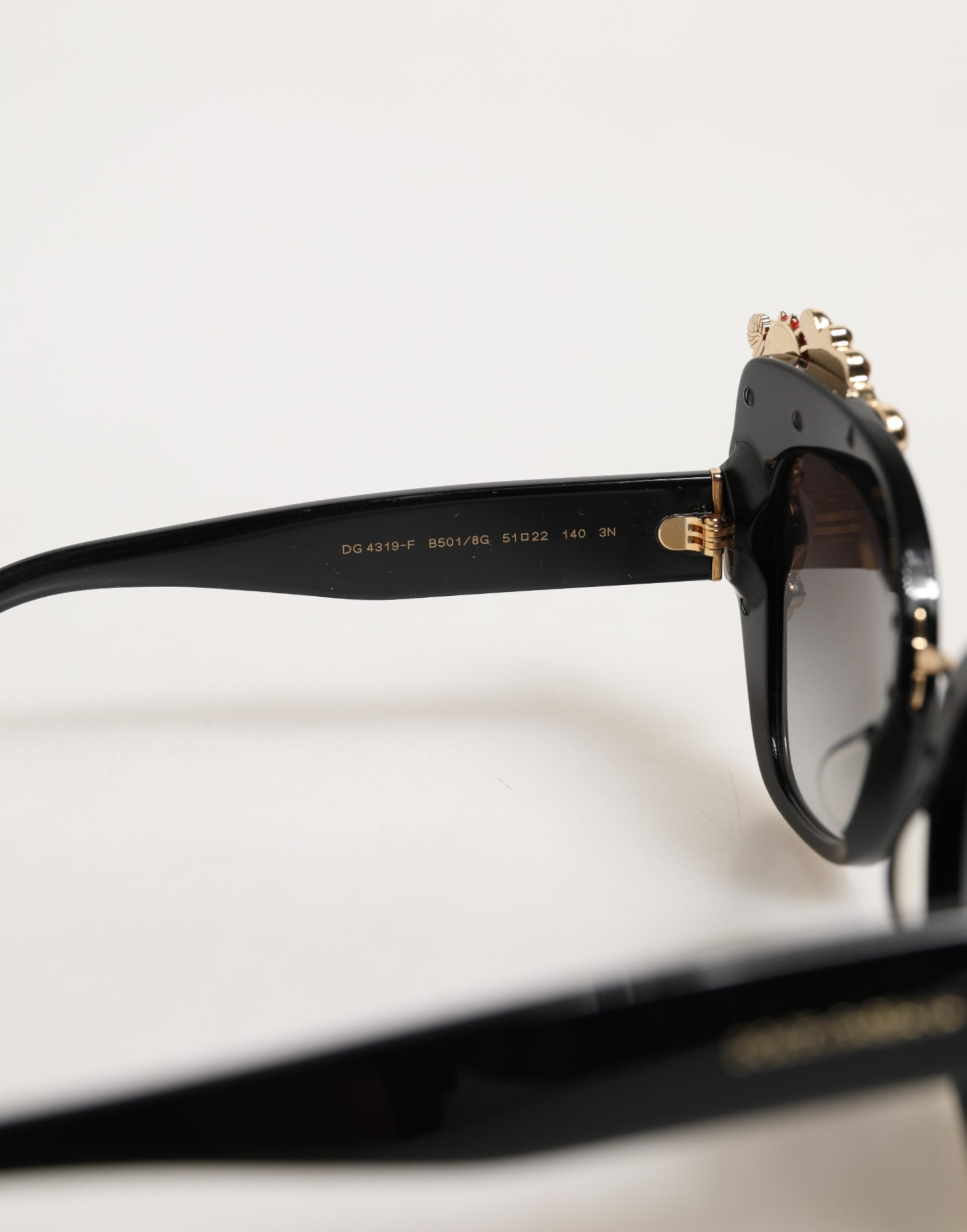 Dolce & Gabbana DG4319F Rote Schmetterlings-Sonnenbrille mit Kristall und heiligem Herzen