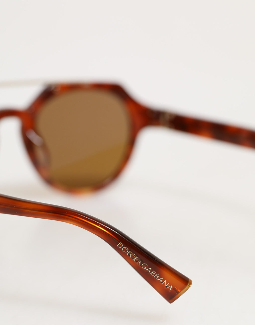 Dolce & Gabbana DG4313F Sonnenbrille mit Pilotenrahmen im Braunen Schildpatt-Design