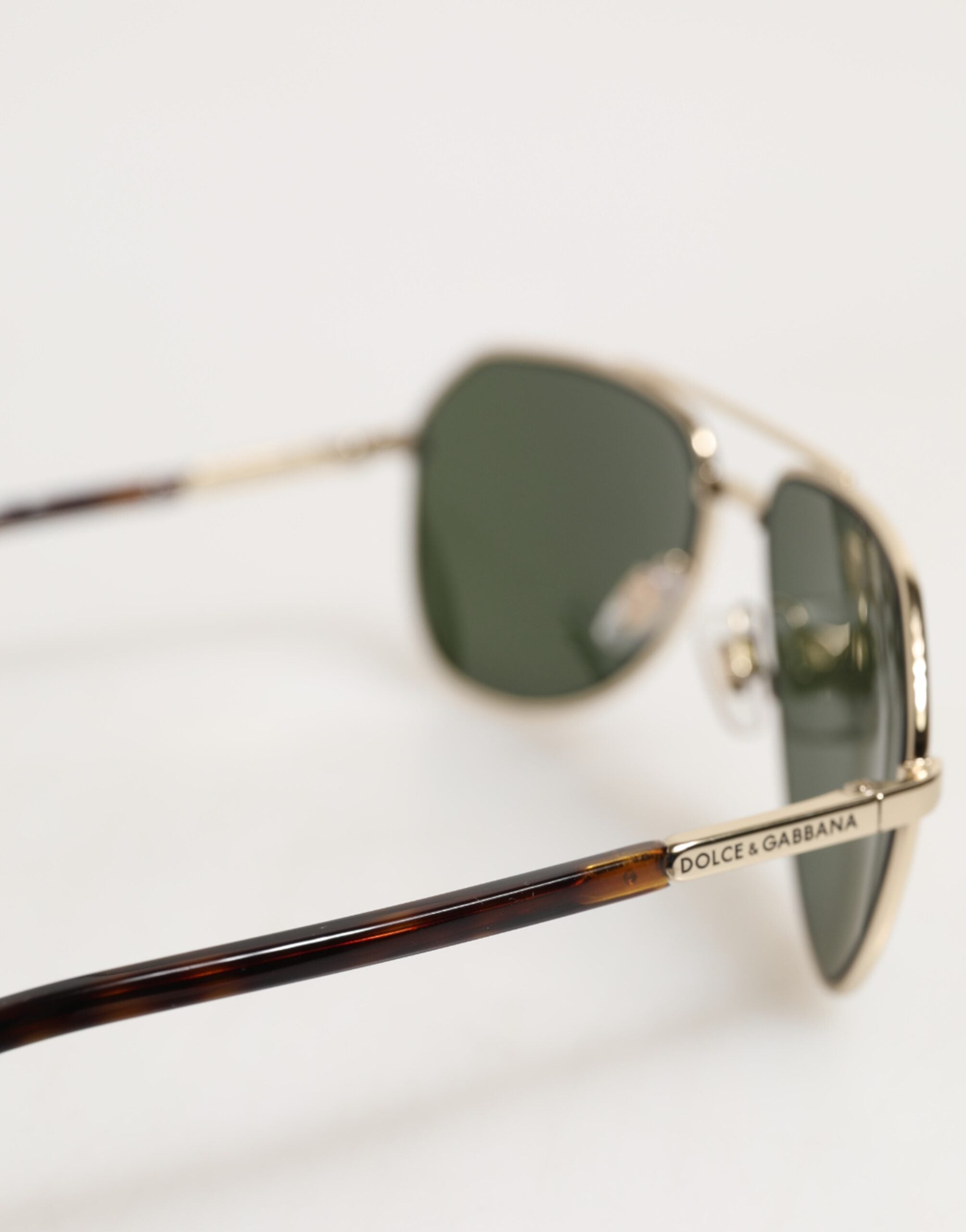Dolce & Gabbana DG2125 Silberne Aviator-Sonnenbrille