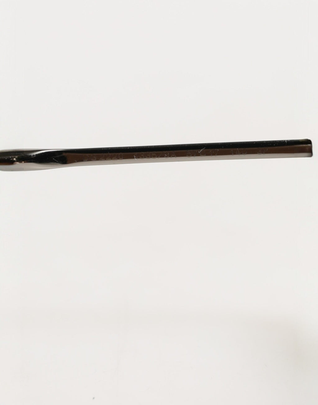 Dolce & Gabbana Polarisierte Sonnenbrille im Navigator-Stil mit silbernem Metallrahmen