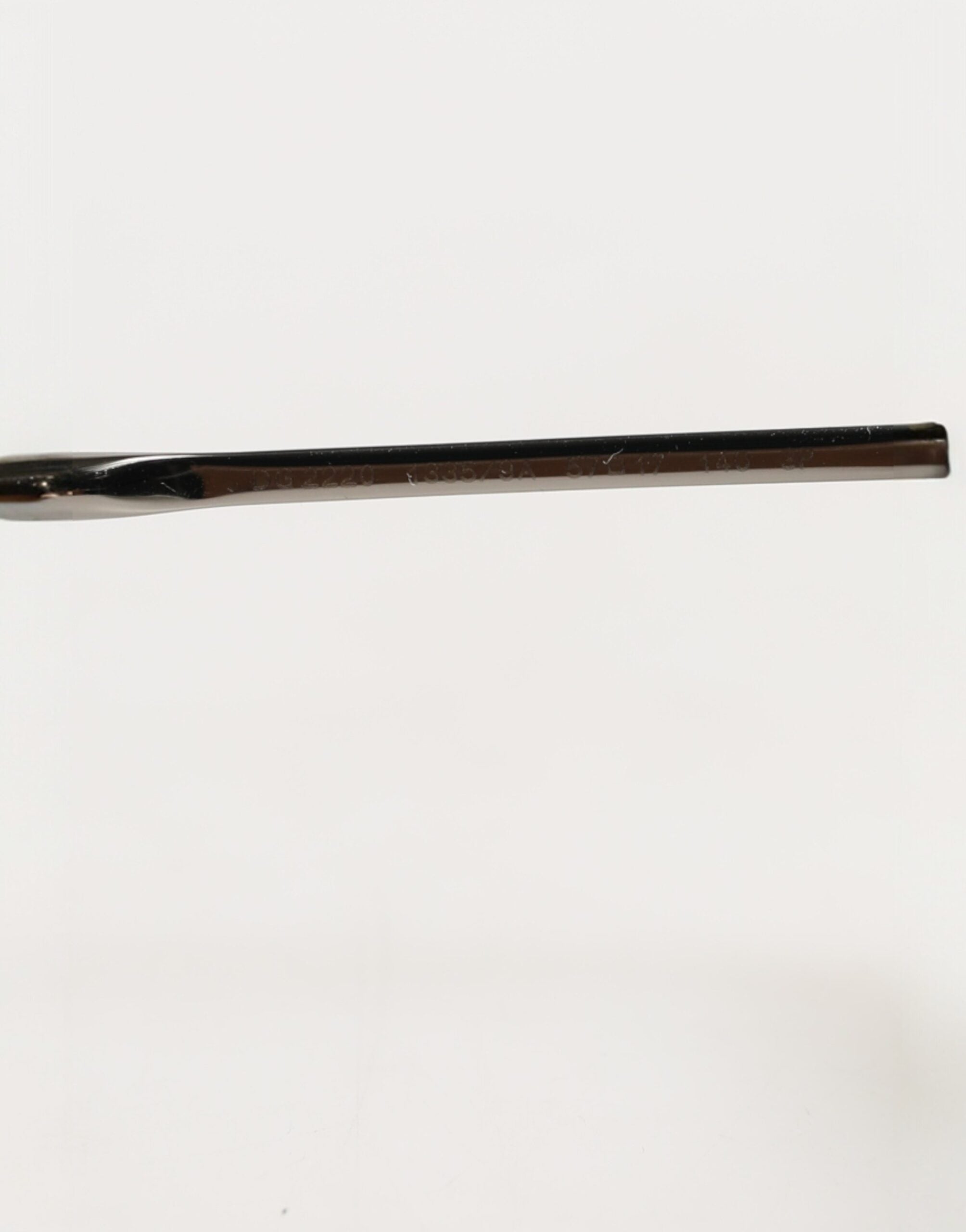 Dolce & Gabbana Polarisierte Sonnenbrille im Navigator-Stil mit silbernem Metallrahmen