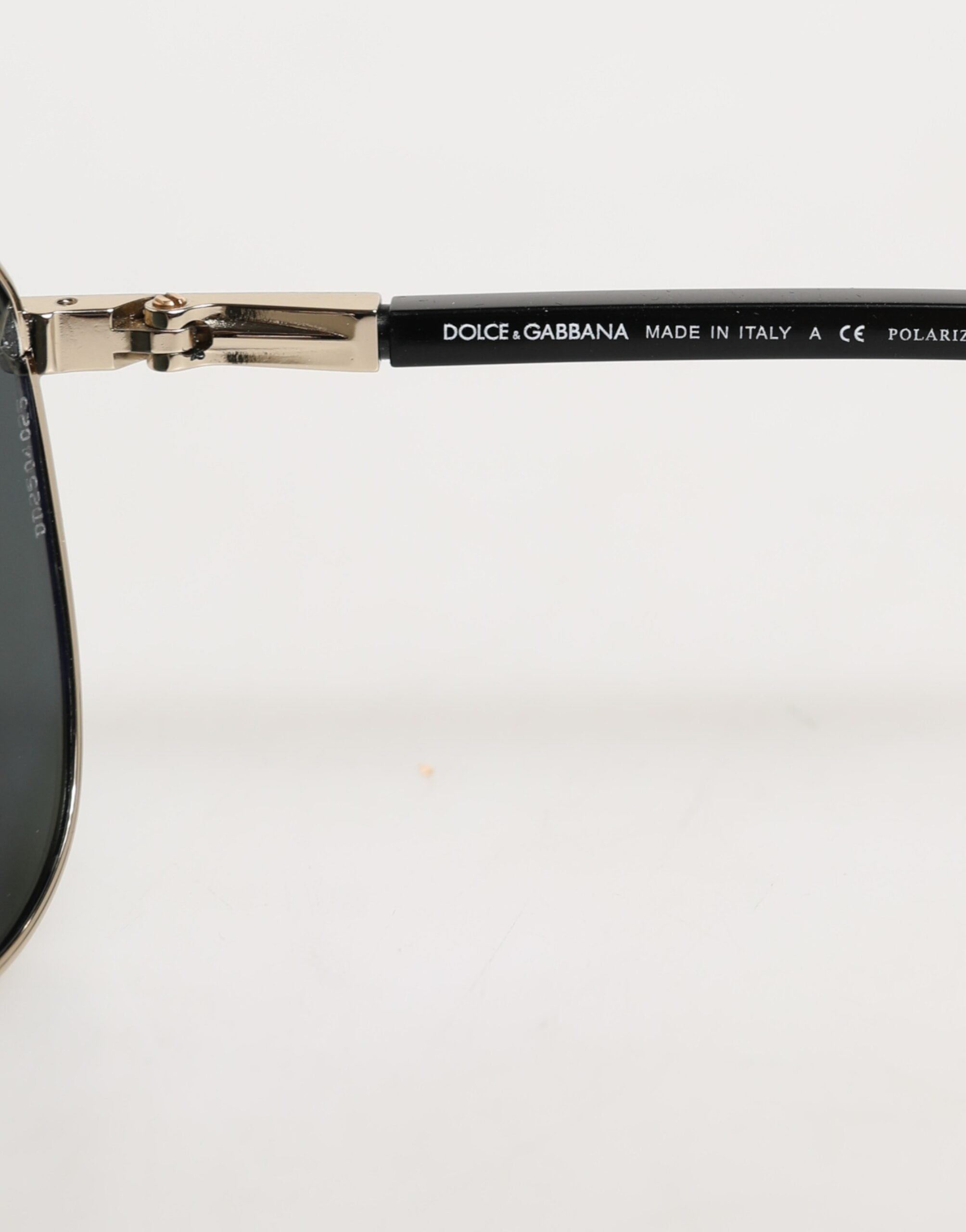 Dolce & Gabbana DG2106K Schwarze Sonnenbrille mit vergoldetem Metallrahmen und polarisierten Gläsern