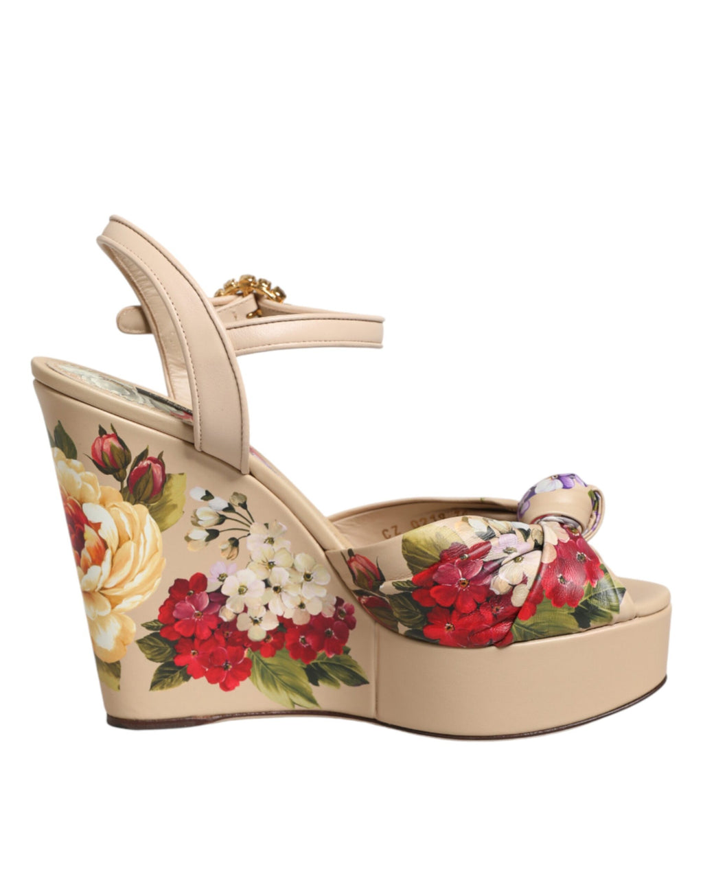 Dolce & Gabbana Beigefarbene Keil-Sandalen mit Blumenmuster und Knöchelriemen