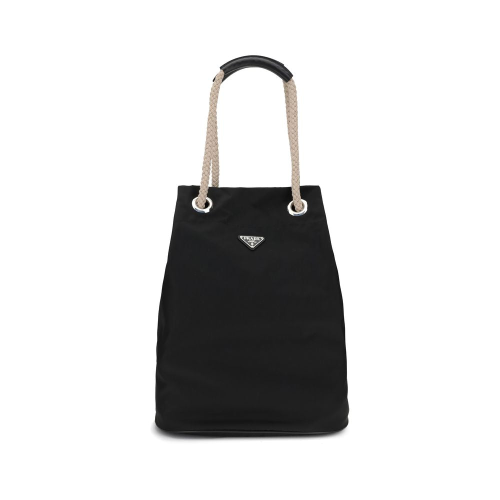 Prada Schwarze Schultertasche aus recyceltem Polyamid
