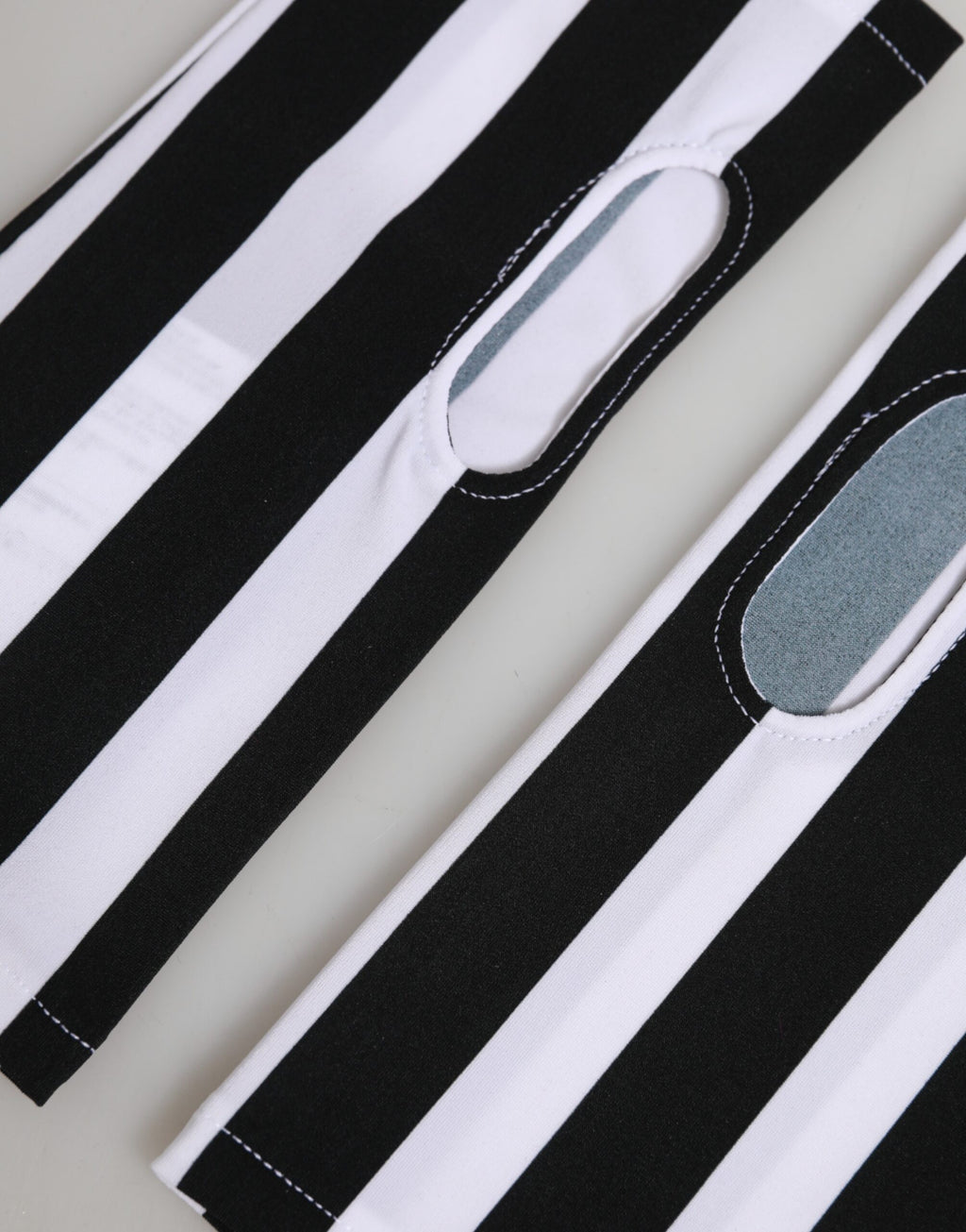 Dolce & Gabbana Schwarze und Weiße Fingerlose Nylon-Handschuhe