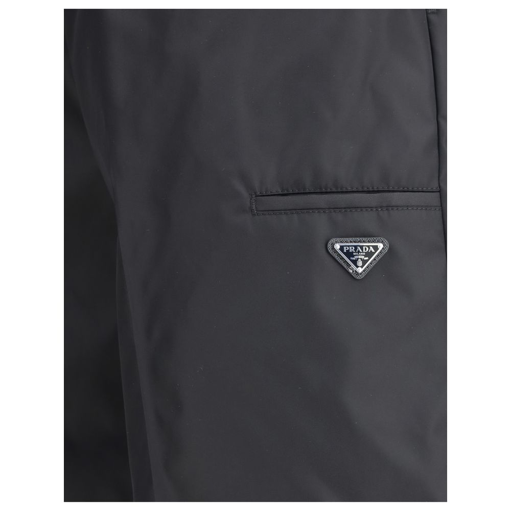 Prada Schwarze Bermuda-Shorts aus recyceltem Polyamid