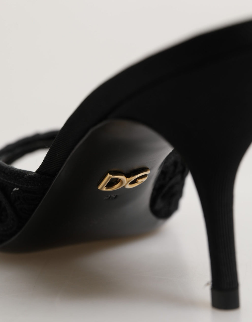 Dolce & Gabbana Schwarze bestickte Slip-On Absatz-Pantoletten