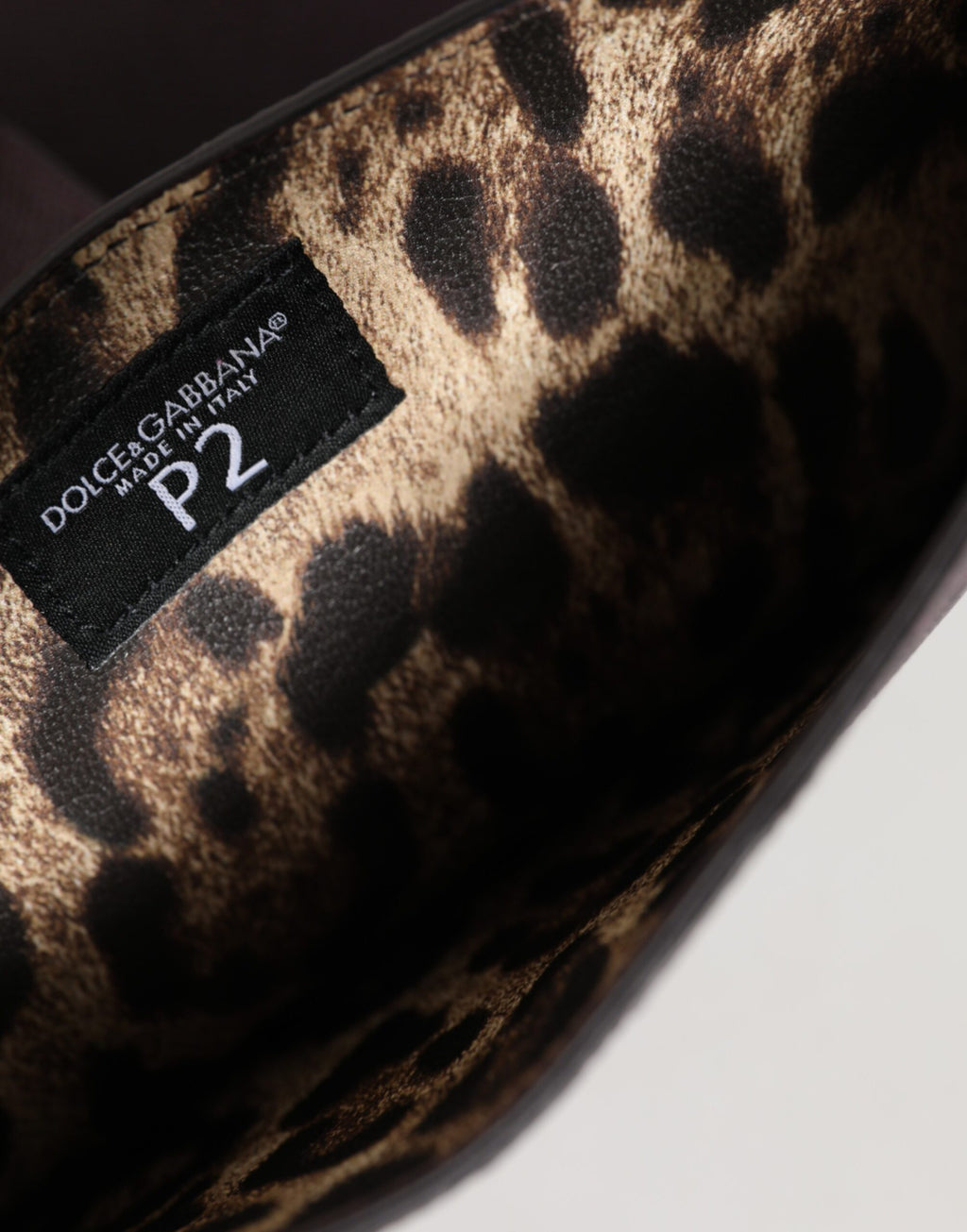 Dolce & Gabbana Dunkelbraune Leder-Tablet-Hülle mit Logo-Plakette