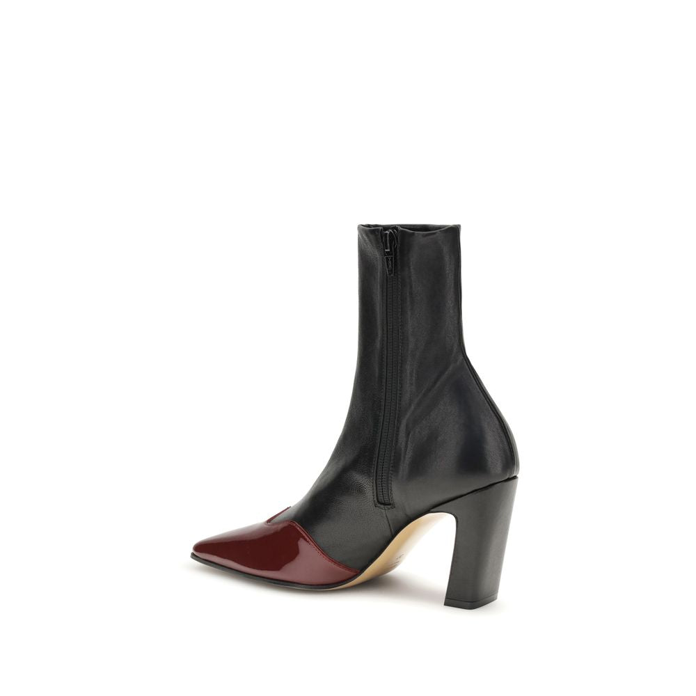 Khaite Schwarze Leder-Ankle-Boots