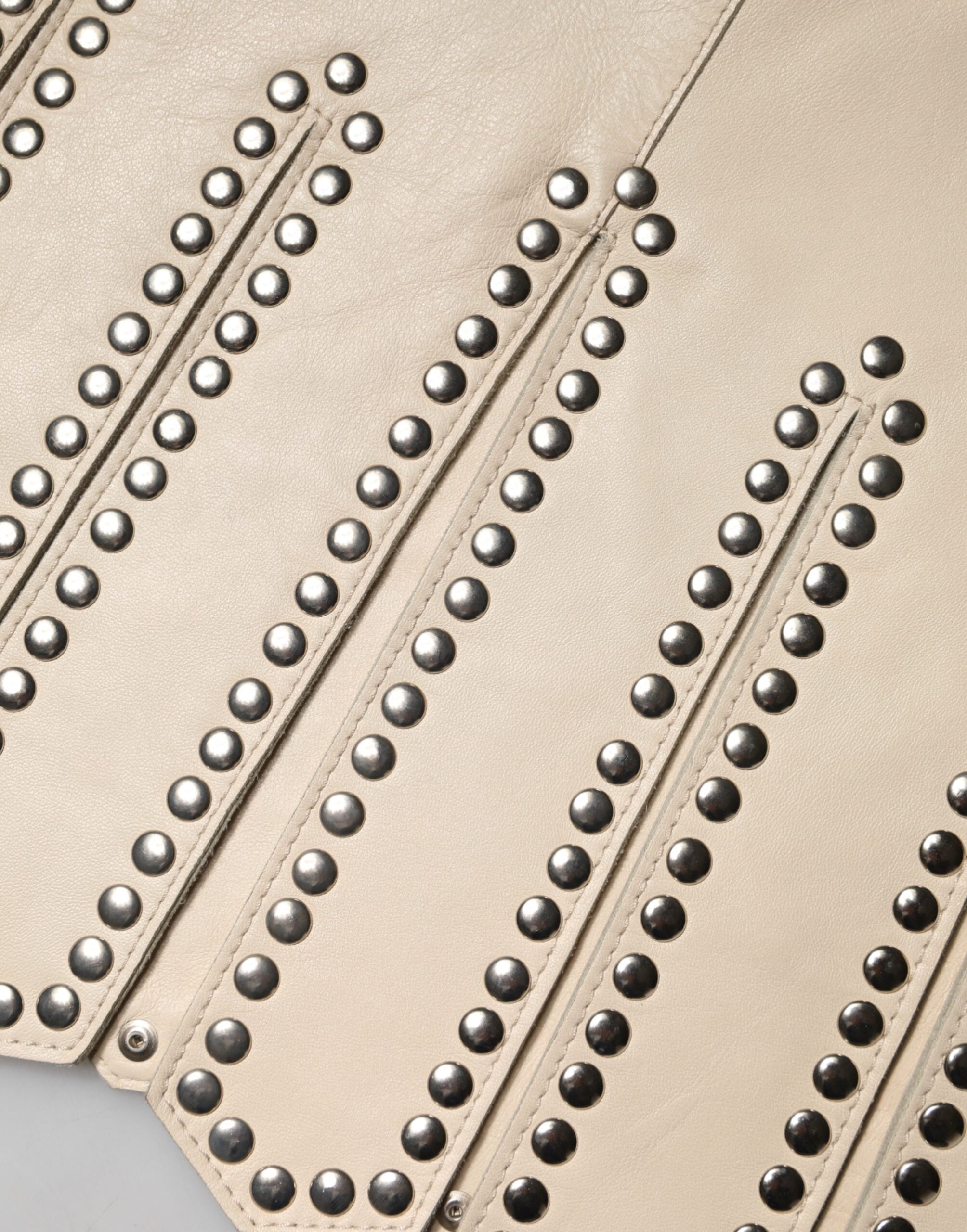 Dolce & Gabbana Beiger Lederrock mit Nieten und mittlerer Taille