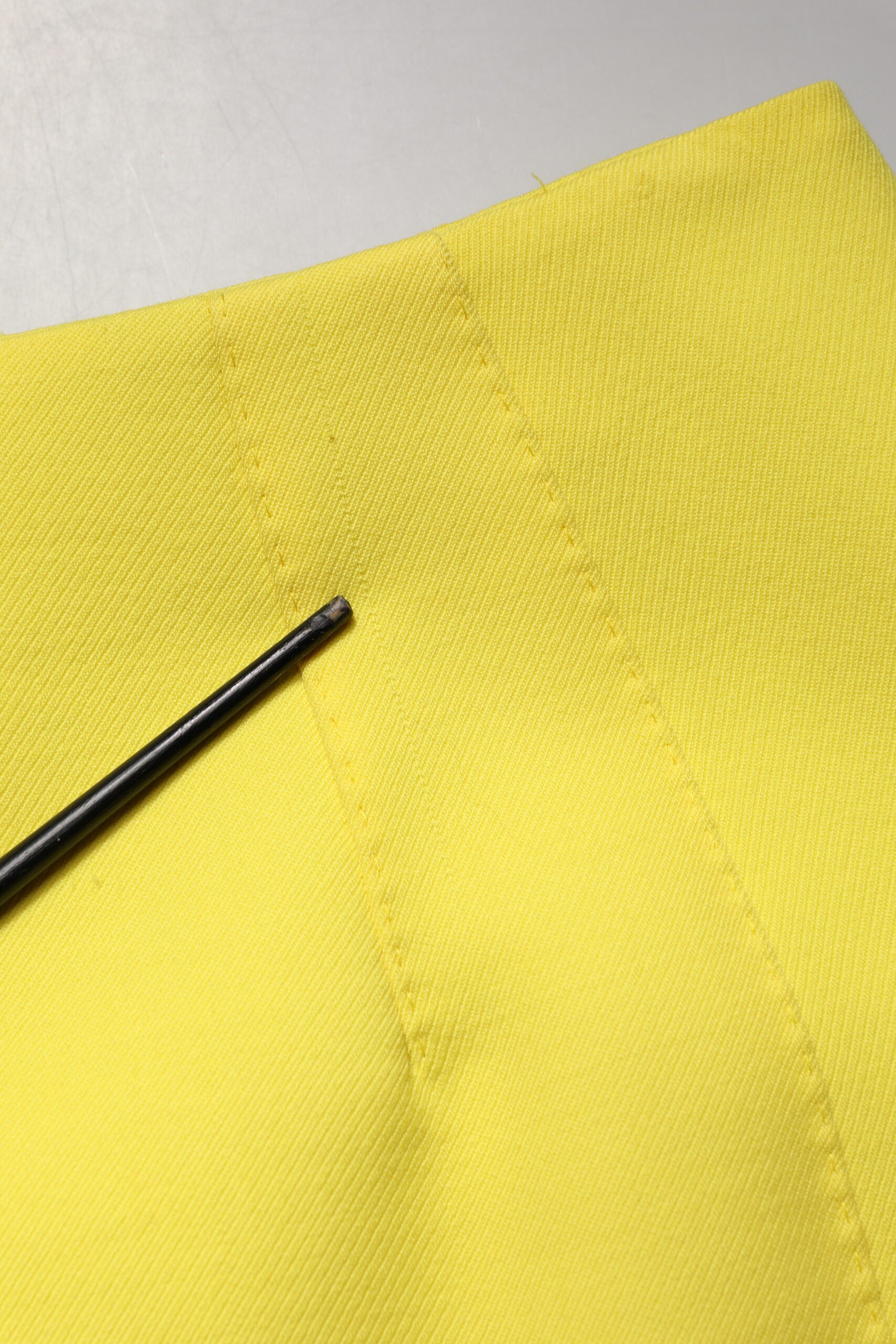 Dolce & Gabbana Gelber Wollrock mit Knöpfen und hoher Taille